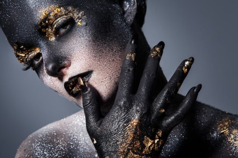 dark-gallery-06